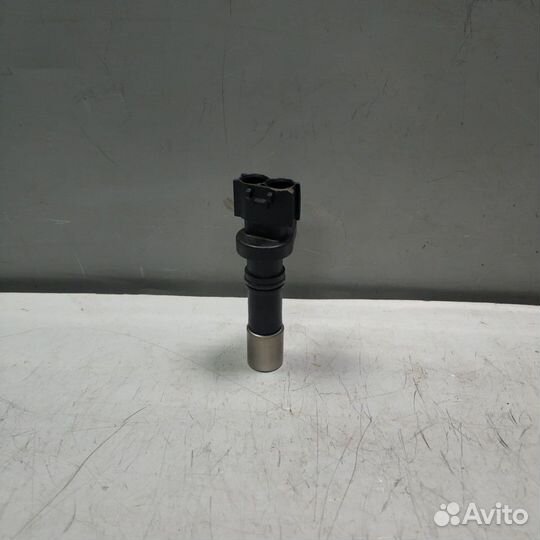 Датчик положения коленвала Toyota Corolla E150