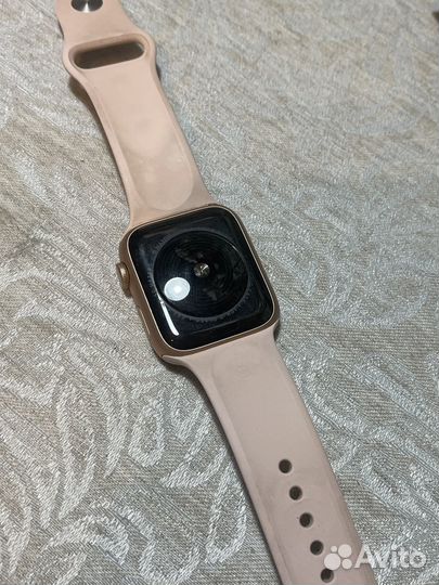 Apple Watch SE 2020 44 mm