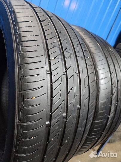 Nitto NT860C 235/45 R17