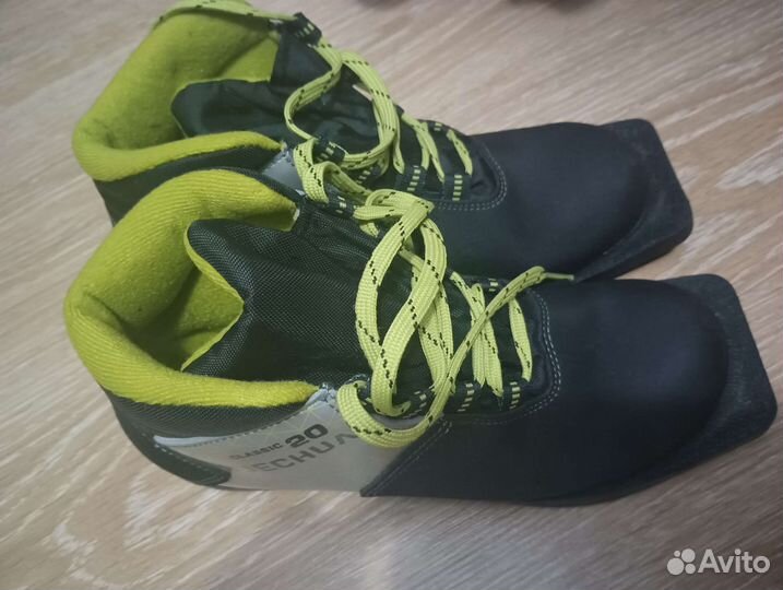 Лыжные ботинки,размер 37