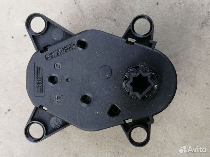 Моторчик заслонки отопителя для Citroen Xsara