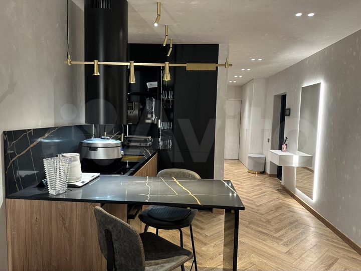 2-к. квартира, 51 м², 5/19 эт.