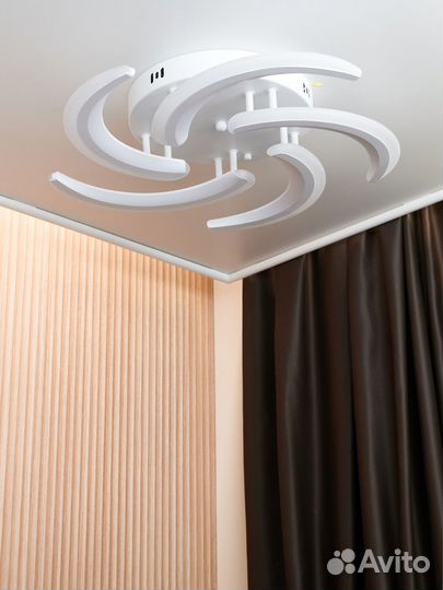 Люстра светодиодная потолочная 5 ламп