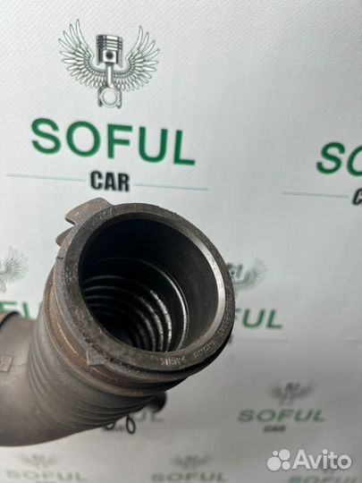 Патрубок воздушного фильтра Lexus Is 220