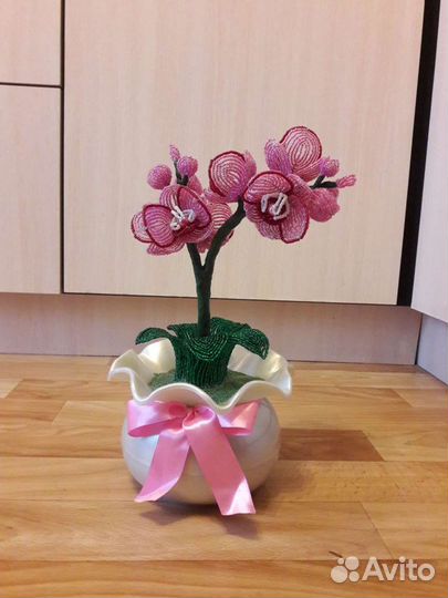 Подарки ручной работы: цветы из бисера,деревья и т