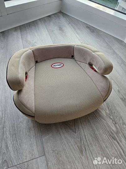 Автокресло бустер от 22 кг до 36