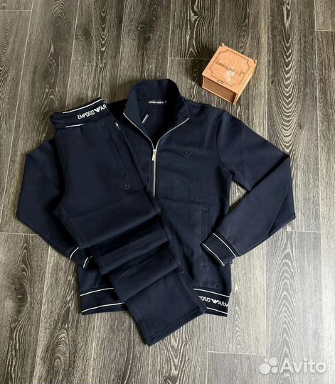 Спортивный костюм Emporio Armani