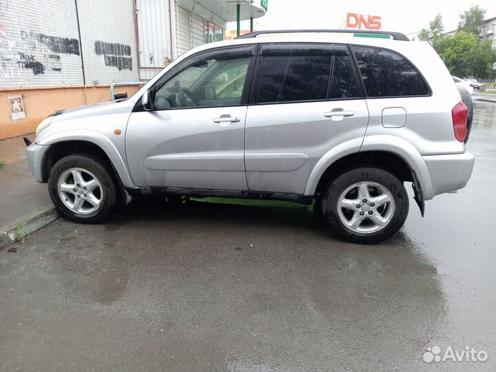Toyota RAV4 2.0 AT, 2003, 392 200 км