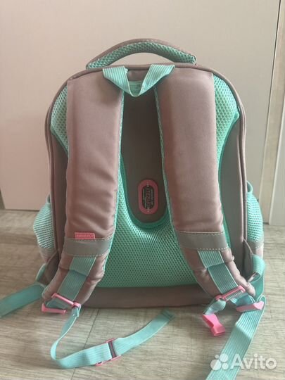 Рюкзак школьный для девочки grizzly