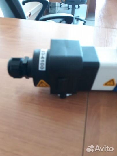 Троллейный шинопровод (токоподвод) закрытого типа