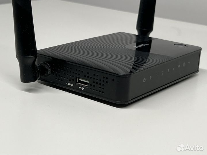 Wifi роутер Zyxel Keenetic 4g III с USB