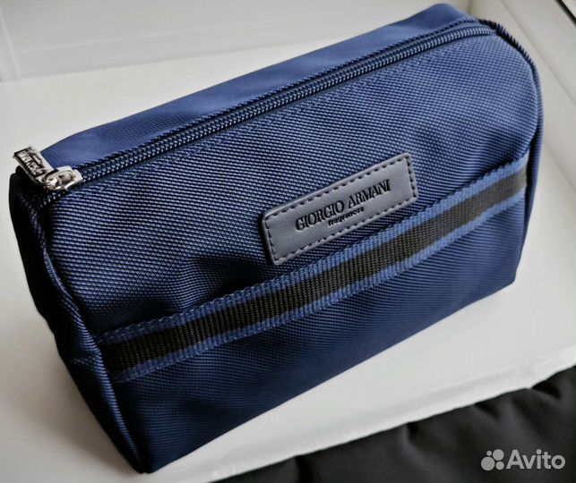 Косметичка Giorgio Armani новая