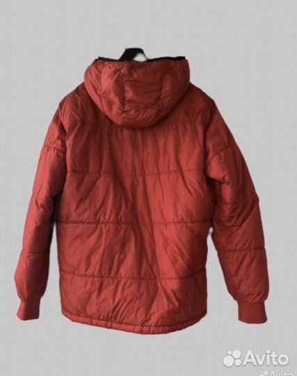 Зимняя куртка р.48 Bershka с капюшоном пуховик