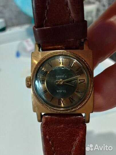 Часы slava механические позолота, 17 камней