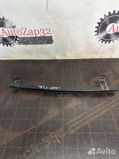 Направляющая стекла передней двери Hyundai Santa F