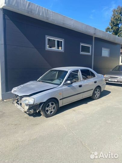 Hyundai Accent 1.5 МТ, 2006, битый, 290 000 км