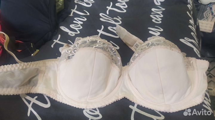 Бюстгалтеры