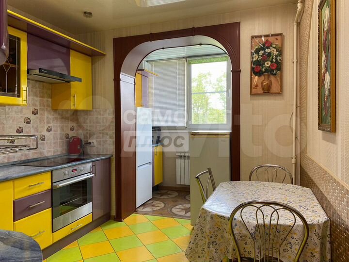 2-к. квартира, 54 м², 4/9 эт.