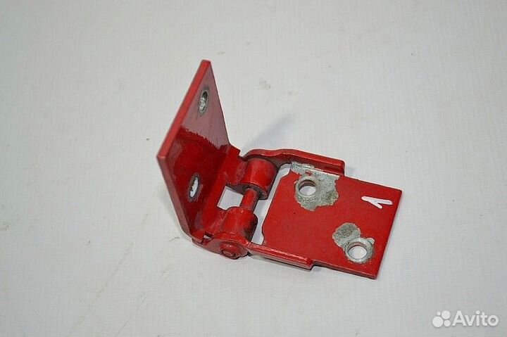 Петля люка бокового ящика кабины DAF XF105 (01.05)