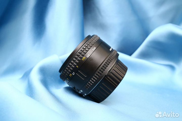 Nikon 50mm f/1:1.8D (MkII)