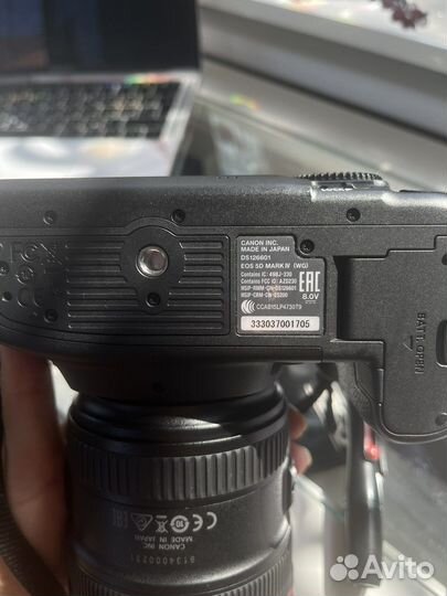 Зеркальный фотоаппарат Canon 5d Mark IV