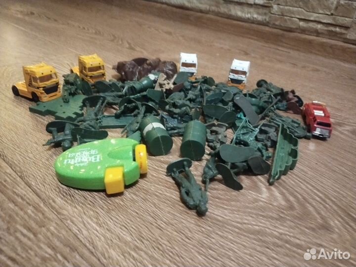 Игрушка Солдат