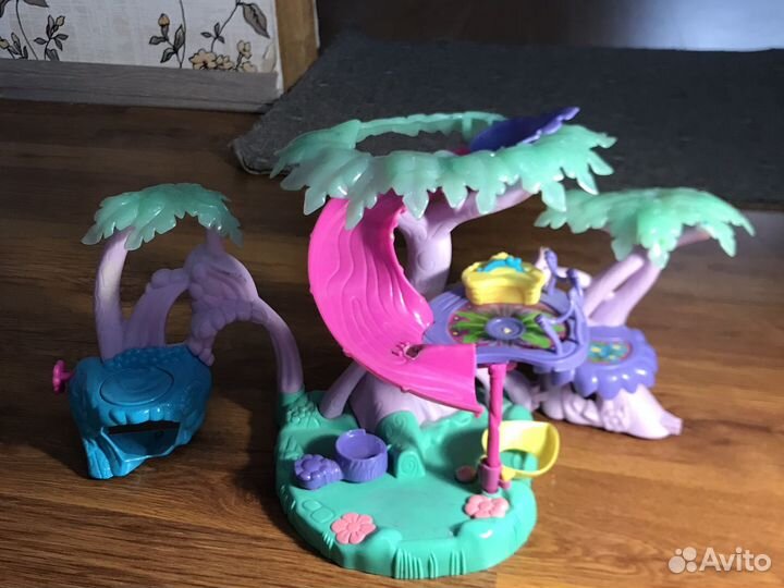 Домик для маленьких игрушек