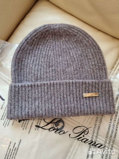 Шапка Loro