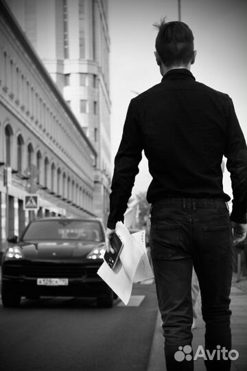 Свой человек. Помощник