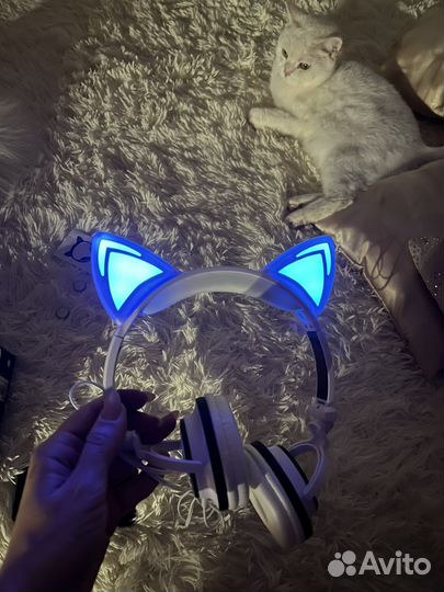 Наушники с кошачьими ушками
