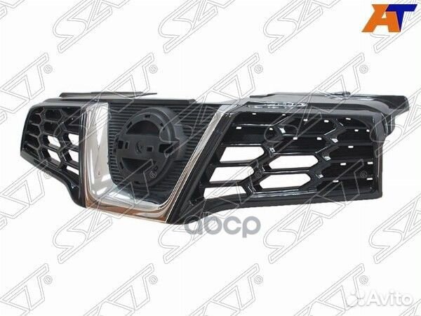 Решетка радиатора nissan qashqai 10-14 хром ST