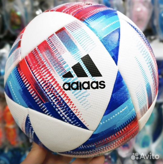 Футбольный мяч adidas лига наций