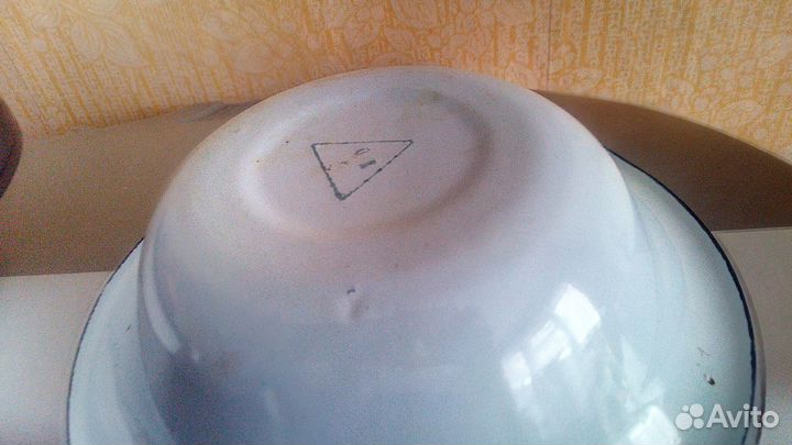 Таз и тазики эмалированные СССР