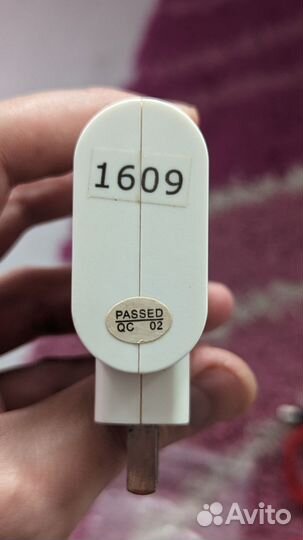 Зарядка IKEA для смартфонов iPhone/Android