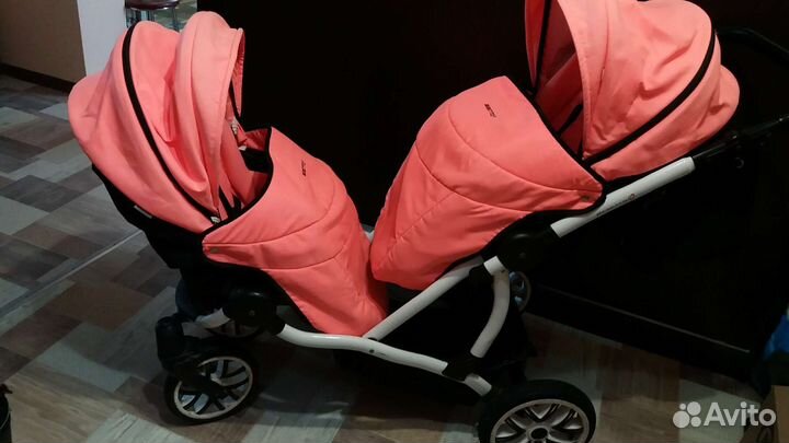 Коляска для двойни 2 в 1