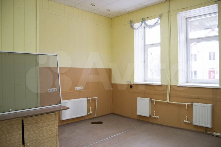 Торговая площадь, 18 м²