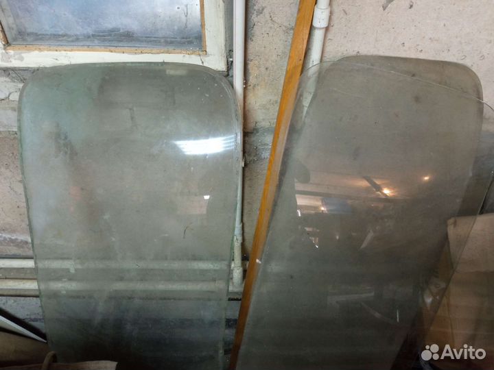 Лобовые стекла газ 21