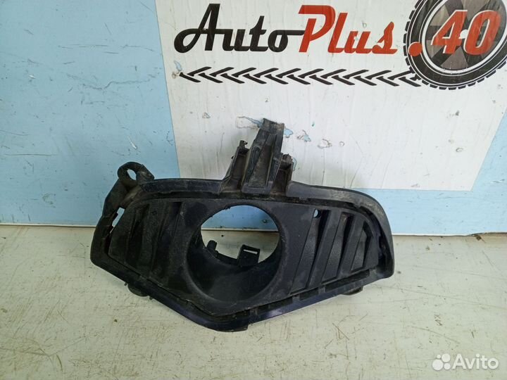 Накладка птф левая Toyota RAV4