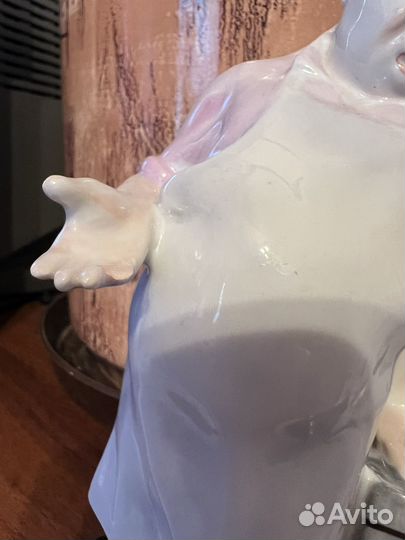 Фарфоровая статуэтка Повар с котом