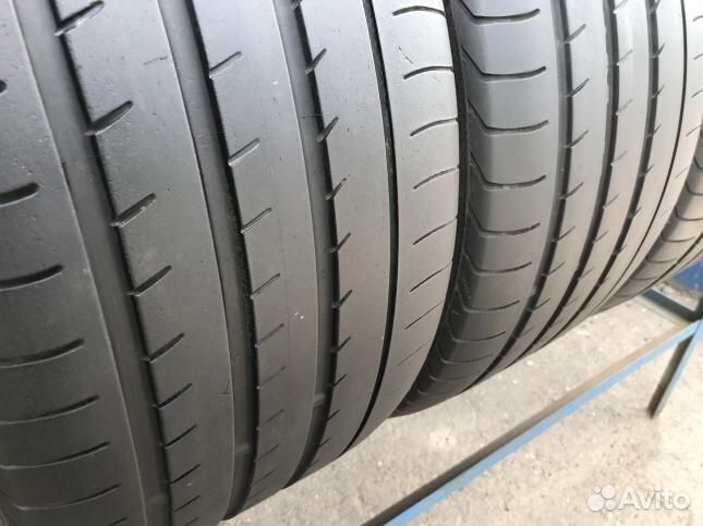 Yokohama Advan Sport V105 285/35 R18
