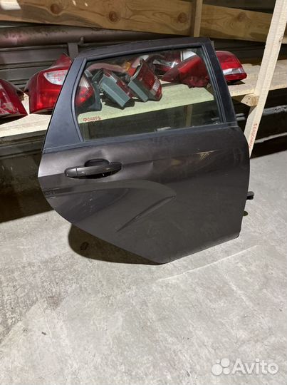 Дверь в сборе задняя правая LADA Vesta SW