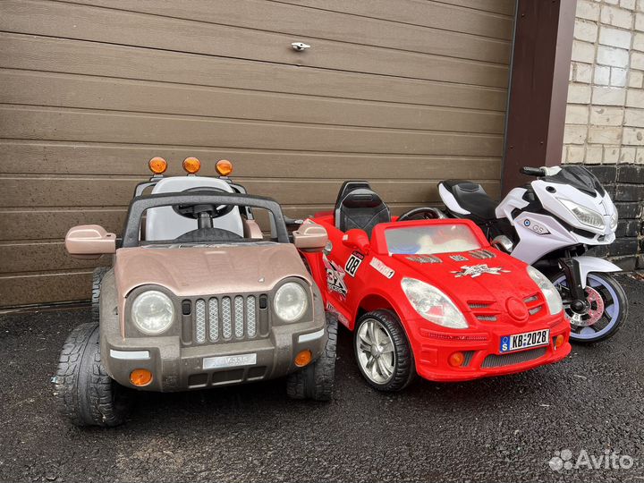 Детский автомобиль на аккумуляторе