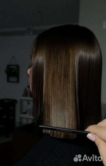 Кератиновое выпрямление волос