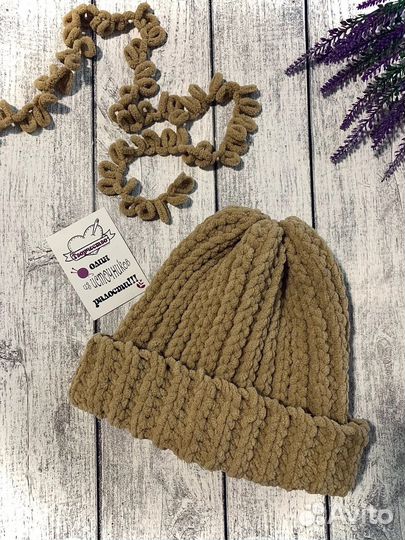 Женская шапка бини