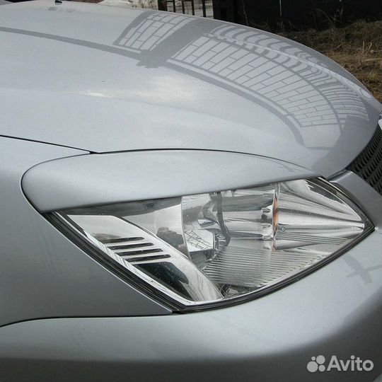 Реснички на переднюю оптику Митцубиси Лансер 9