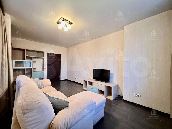 3-к. квартира, 82 м², 4/22 эт.