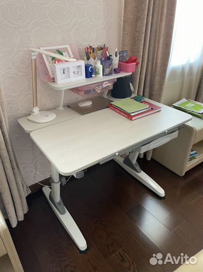 Растущая парта. Стол трансформер