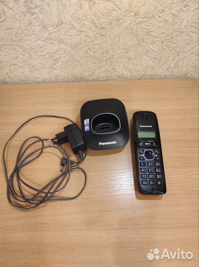 Радиотелефон Panasonic KX-tg1611ru