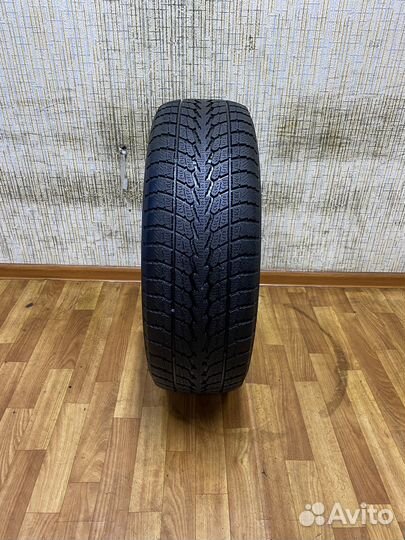 Toyo Winter Tranpath S1 215/70 R16