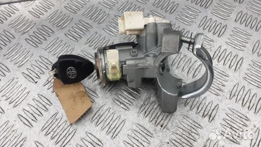 Замок зажигания toyota verso AR2 (ABG23J101)
